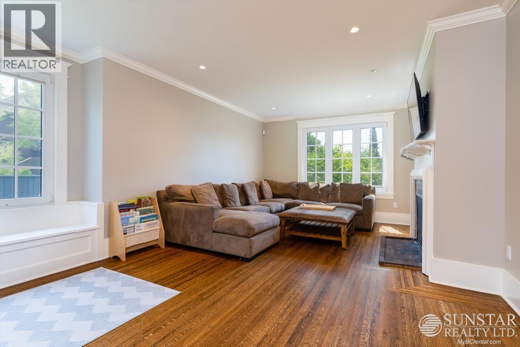 2500 W 37th Avenue, Vancouver, British Columbia V6N 2T2 - Photo 8 - R3070544