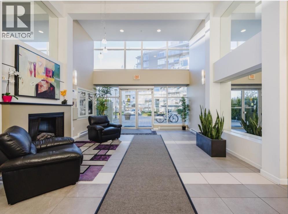 9288  University Crescent, Burnaby, British Columbia  V5A 4X7 - Photo 11 - R3070548