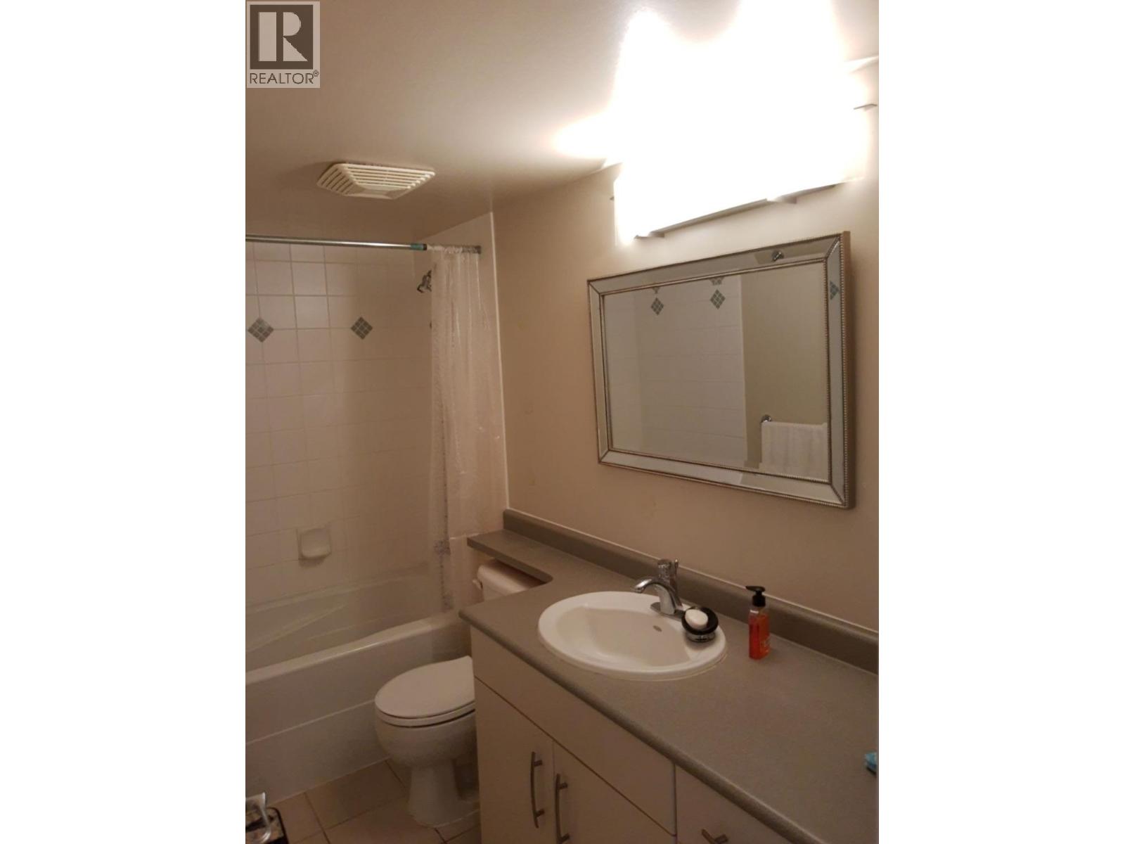 9288  University Crescent, Burnaby, British Columbia  V5A 4X7 - Photo 20 - R3070548