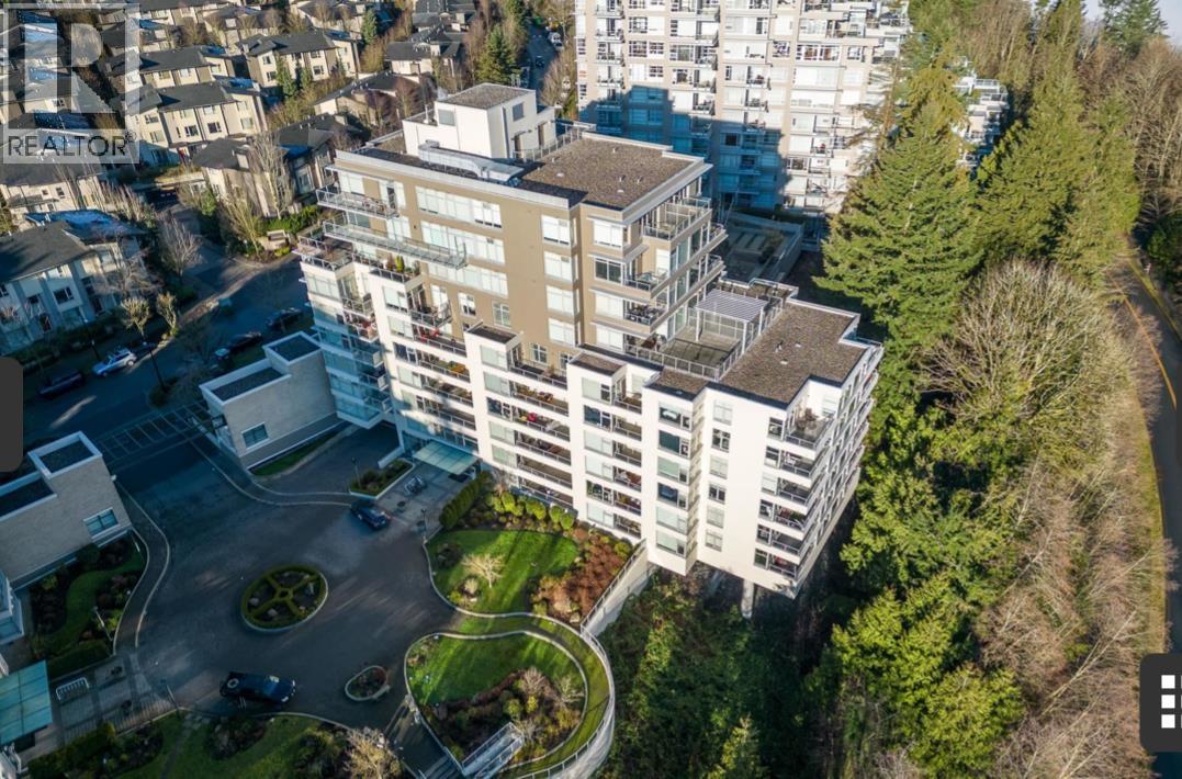 9288  University Crescent, Burnaby, British Columbia  V5A 4X7 - Photo 5 - R3070548