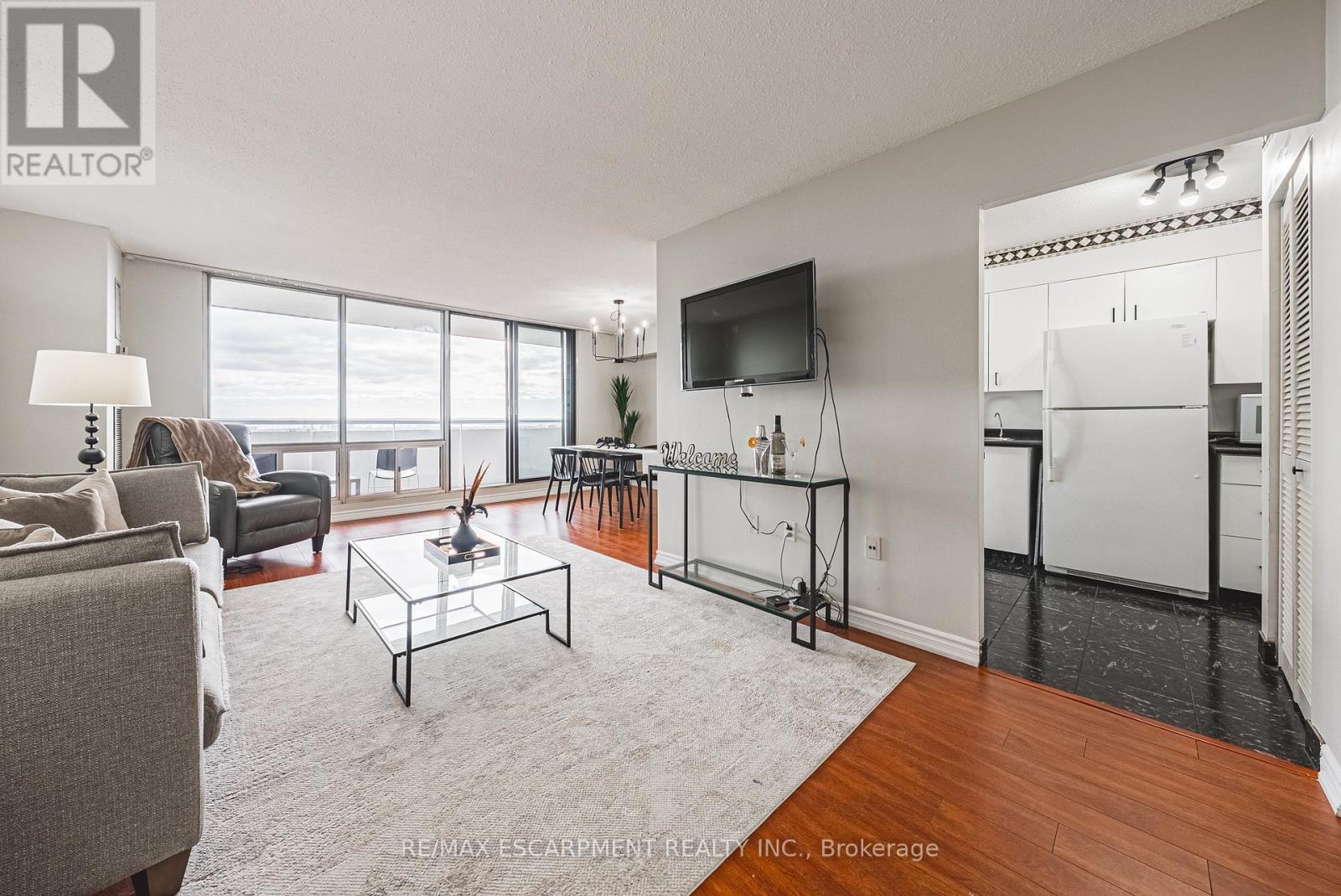 1206 - 2055 Upper Middle Road, Burlington, Ontario  L7P 3P4 - Photo 11 - W12492658