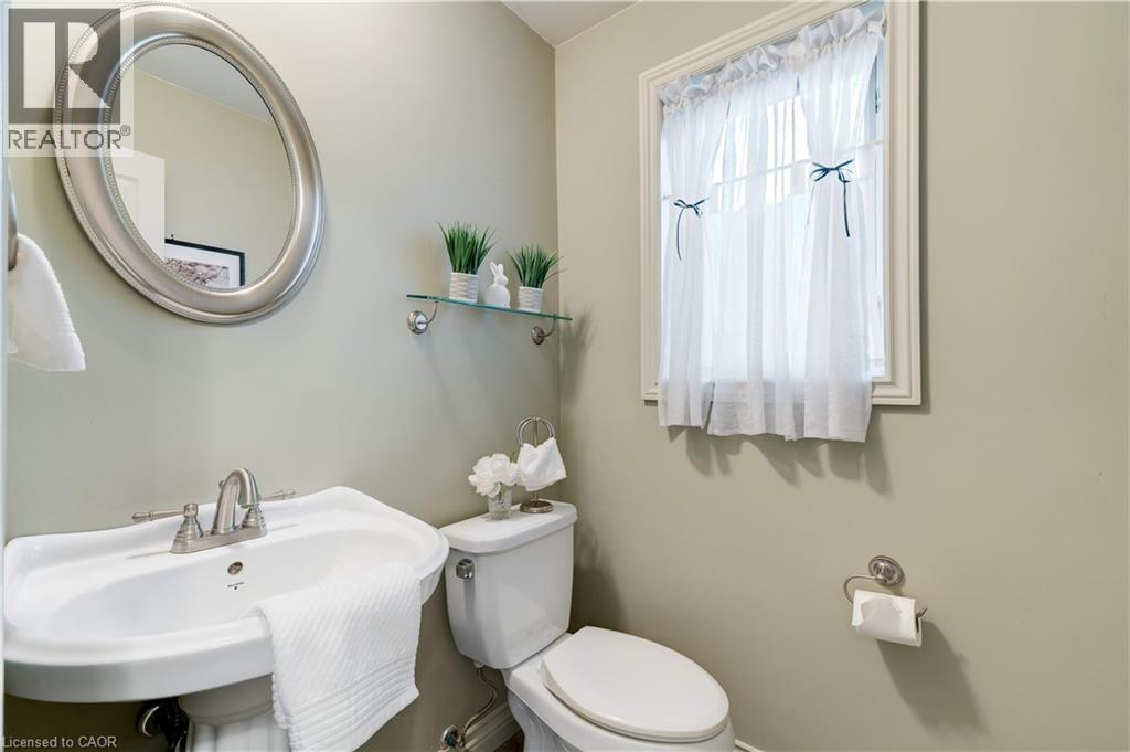 55 Kirby Avenue, Flamborough, Ontario  L9H 6H6 - Photo 19 - 40769220