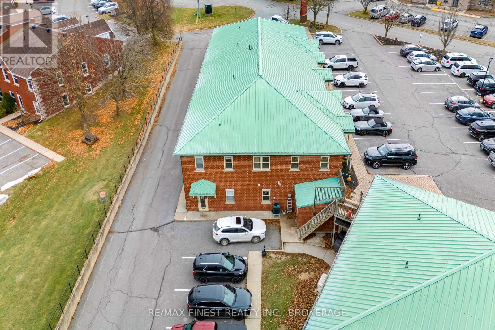 4 & 5 - 739 Arlington Park Place, Kingston, Ontario  K7M 8M8 - Photo 33 - X12581038