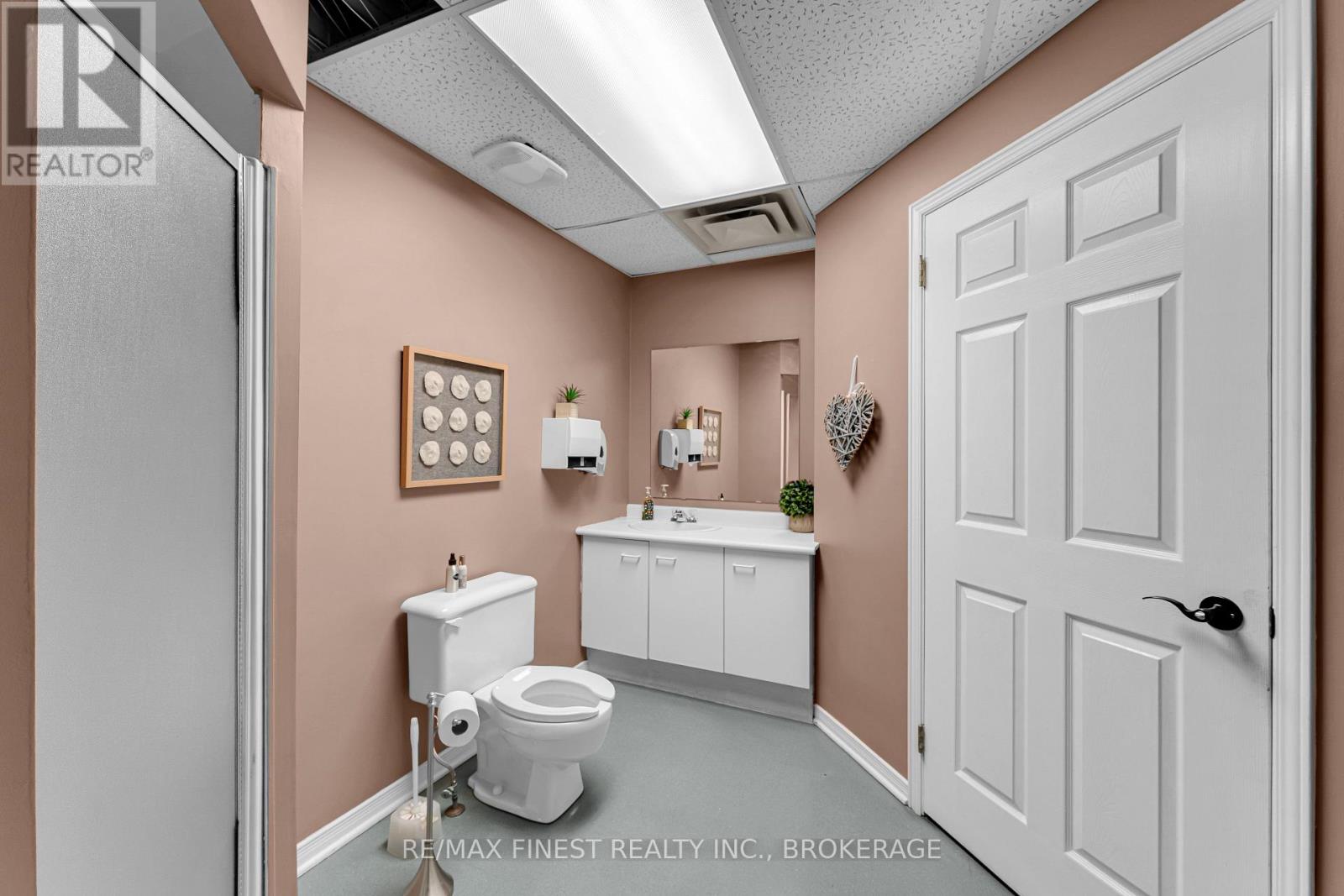 4 & 5 - 739 Arlington Park Place, Kingston, Ontario  K7M 8M8 - Photo 22 - X12581038