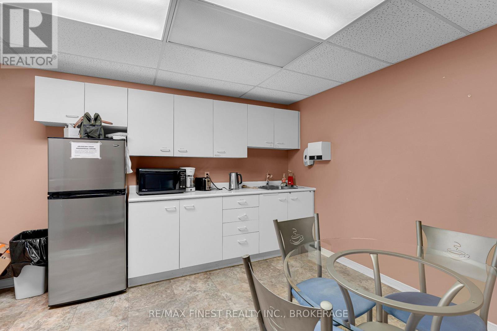 4 & 5 - 739 Arlington Park Place, Kingston, Ontario  K7M 8M8 - Photo 25 - X12581038