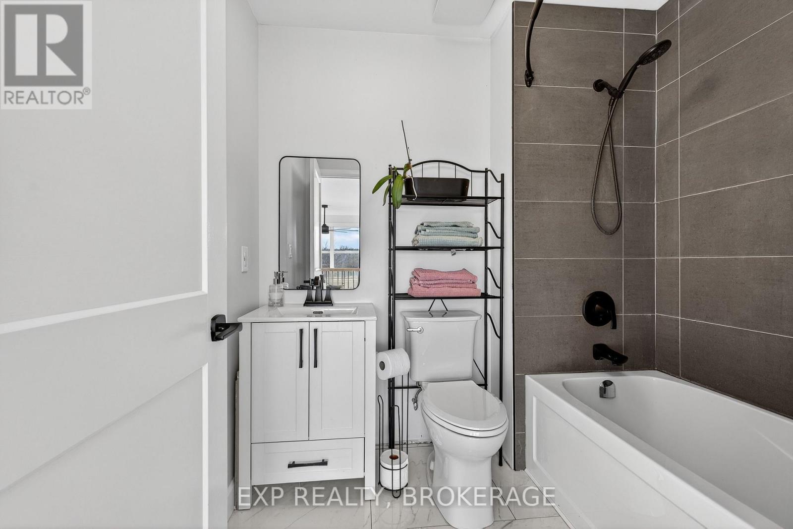 2516 County 15 Road, Prince Edward County, Ontario  K0K 2T0 - Photo 28 - X12581452