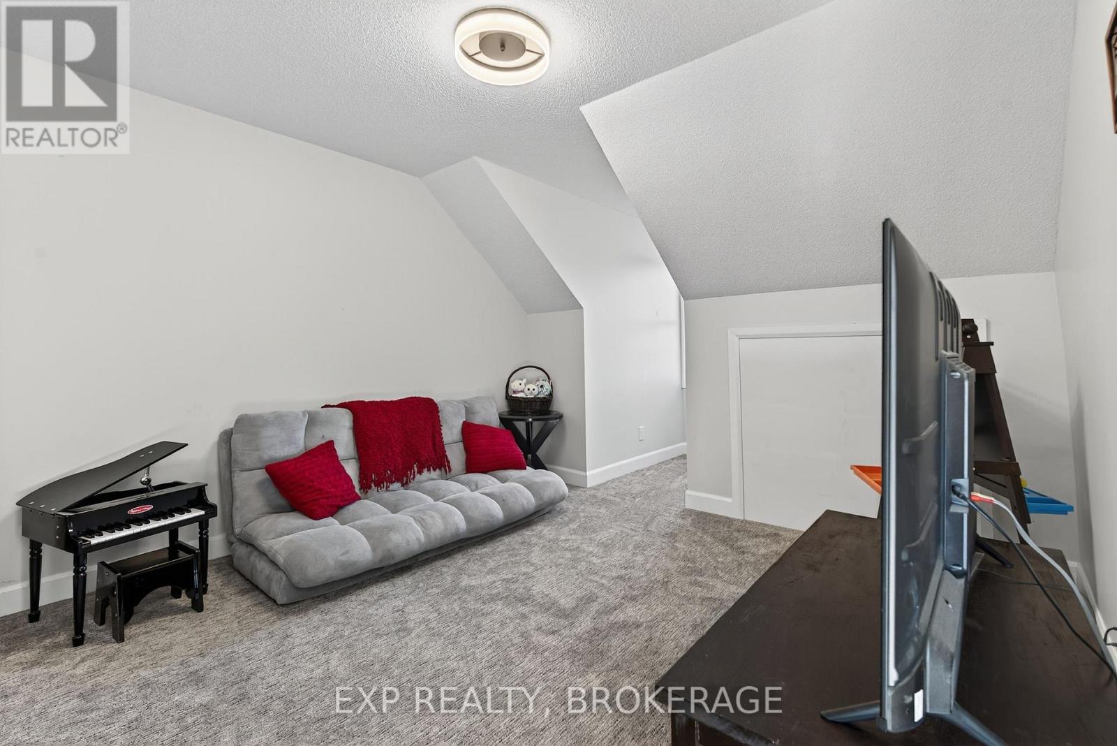 2516 County 15 Road, Prince Edward County, Ontario  K0K 2T0 - Photo 25 - X12581452