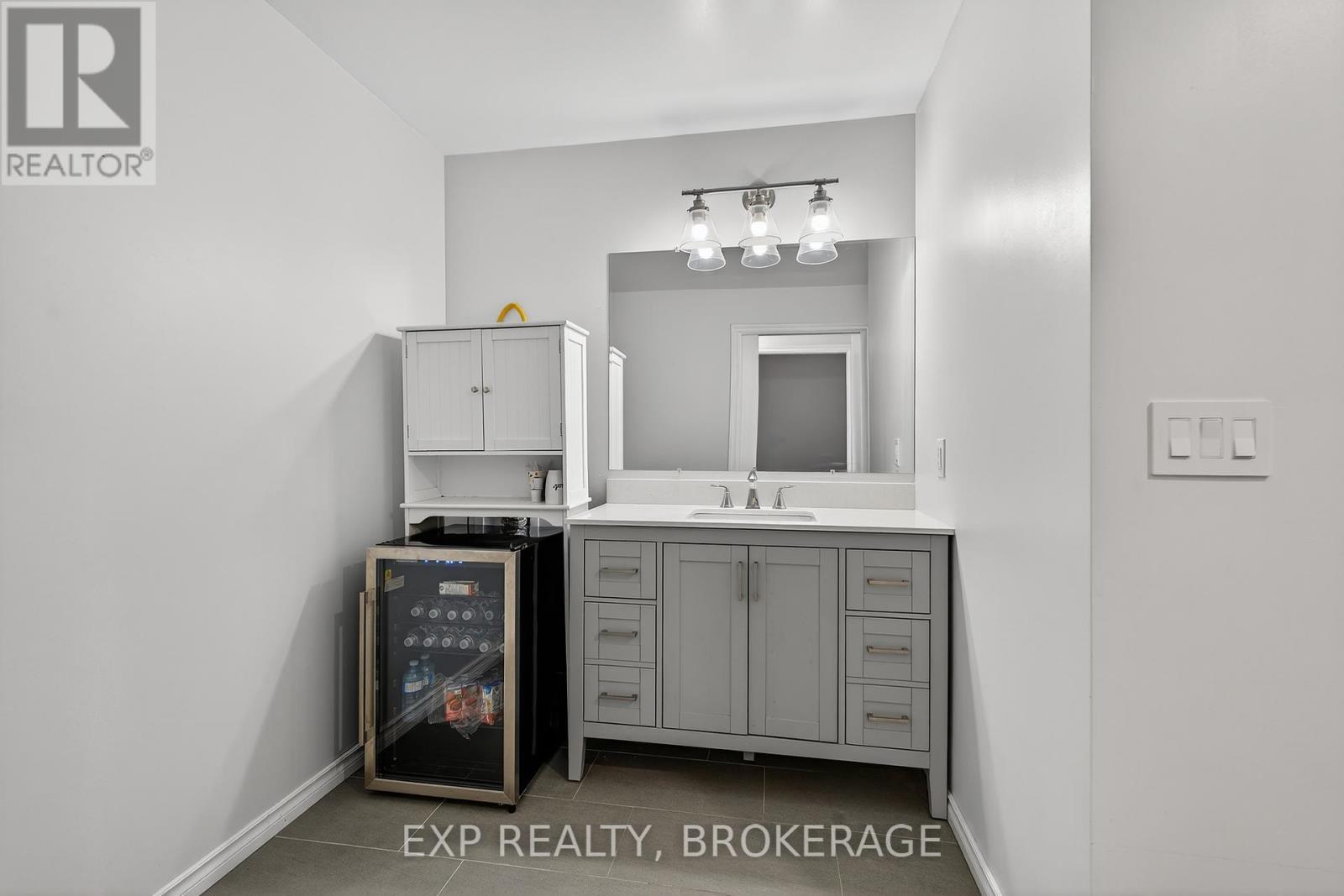 2516 County 15 Road, Prince Edward County, Ontario  K0K 2T0 - Photo 37 - X12581452