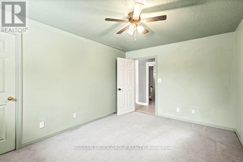 790 Scott Road, Edwardsburgh/cardinal, Ontario  K0E 1E0 - Photo 16 - X12551148