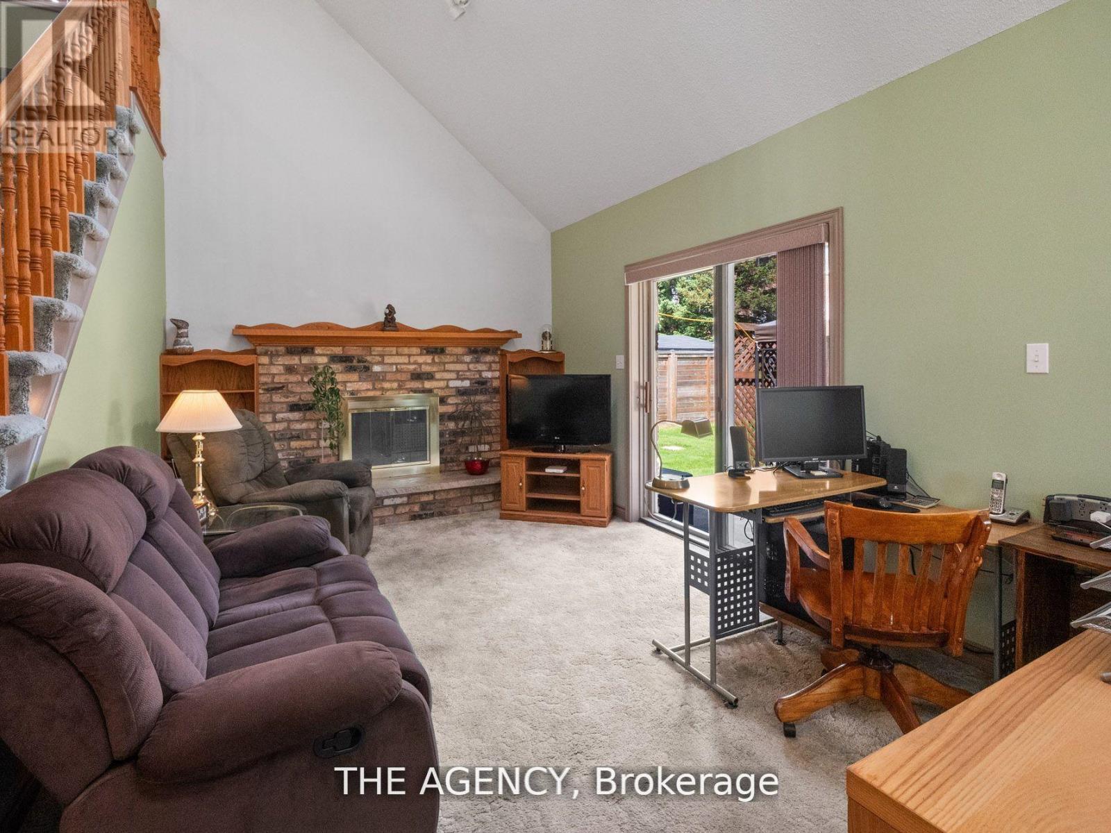 106 Spruceside Crescent, Pelham, Ontario  L0S 1E0 - Photo 26 - X12436238