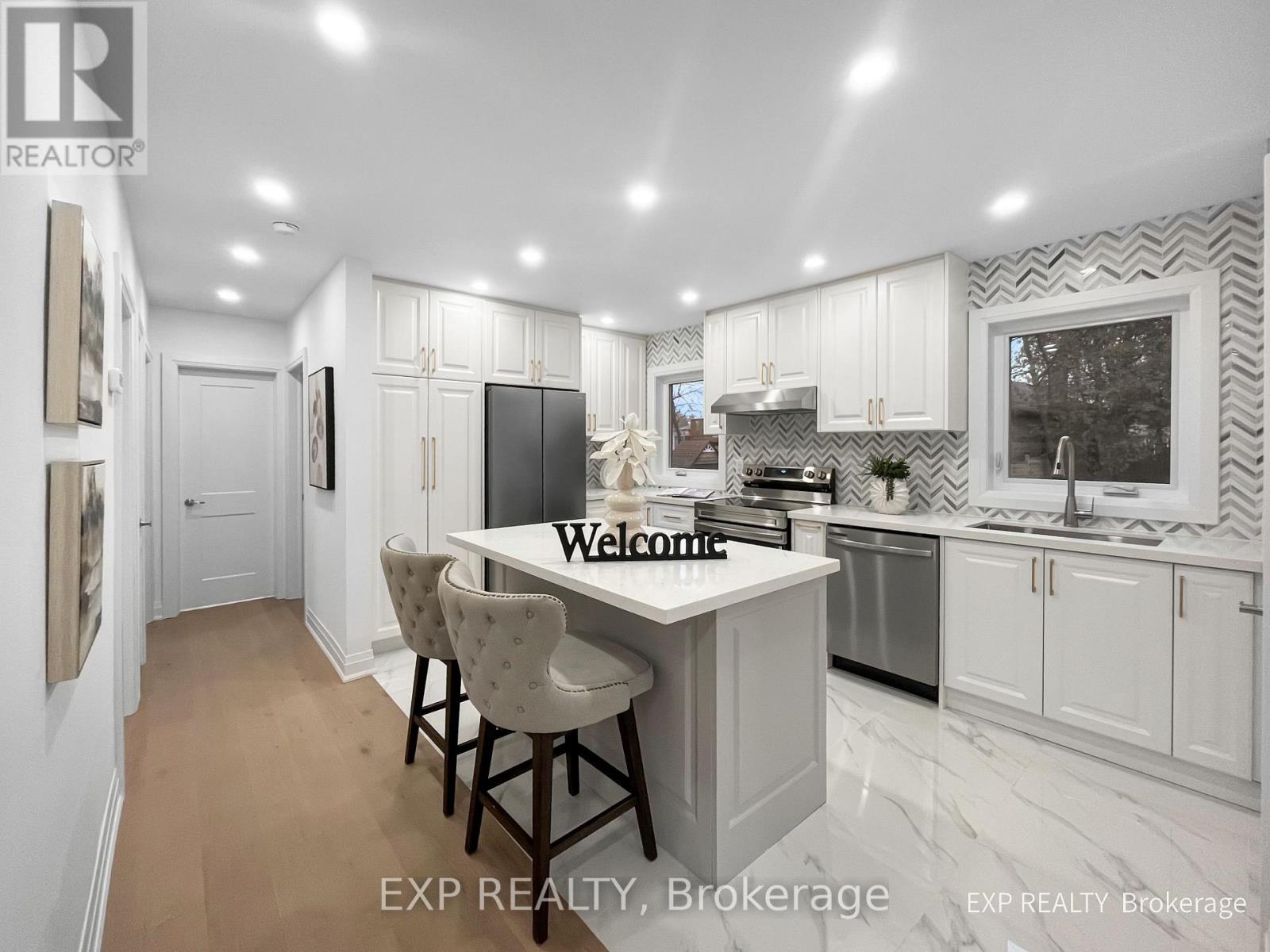 134 Glenshephard Drive, Toronto, Ontario  M1K 4N6 - Photo 5 - E12580572