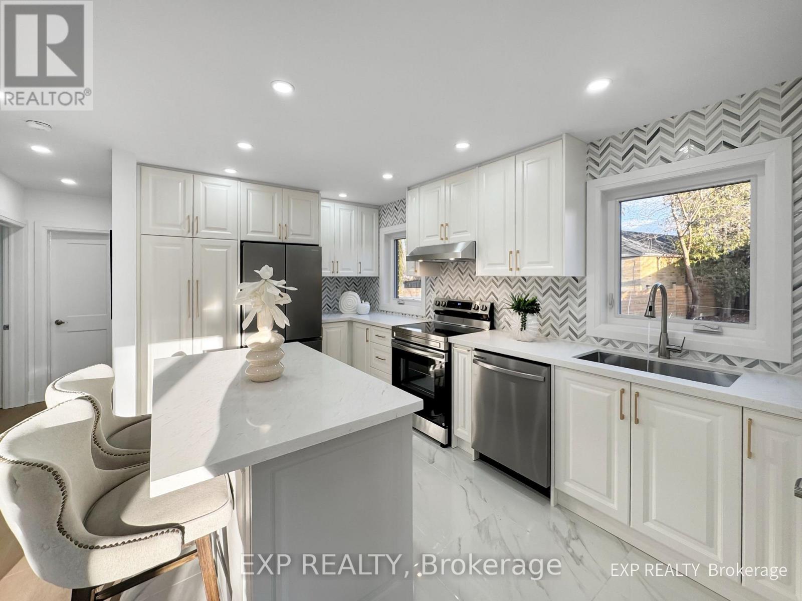 134 Glenshephard Drive, Toronto, Ontario  M1K 4N6 - Photo 7 - E12580572