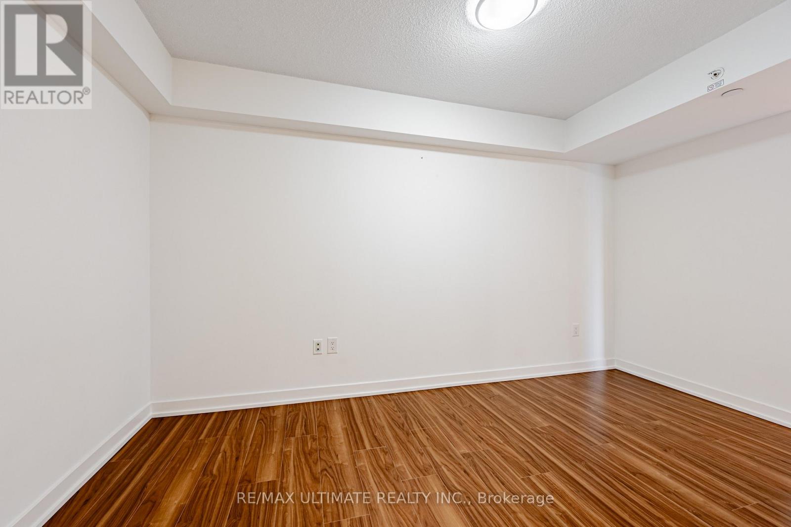 1002 - 85 Queens Wharf Road, Toronto, Ontario  M5V 0J9 - Photo 15 - C12581488