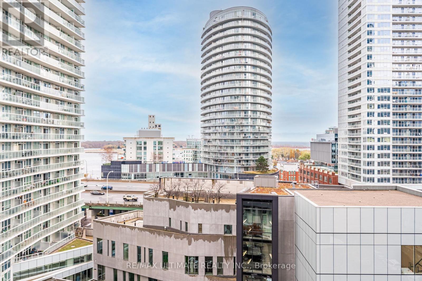 1002 - 85 Queens Wharf Road, Toronto, Ontario  M5V 0J9 - Photo 26 - C12581488