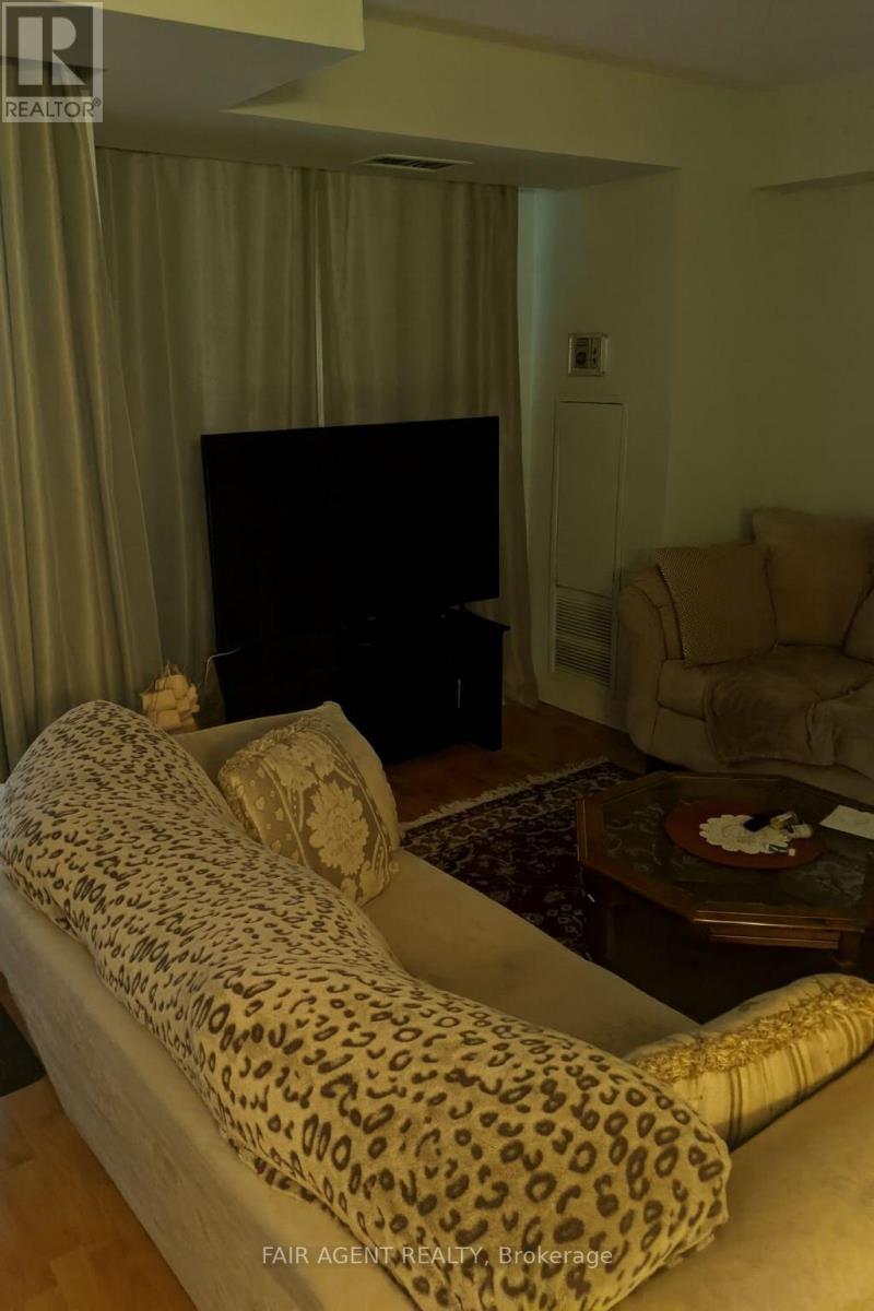 1708 - 3077 Weston Road, Toronto, Ontario  M9M 3A1 - Photo 4 - W12054083