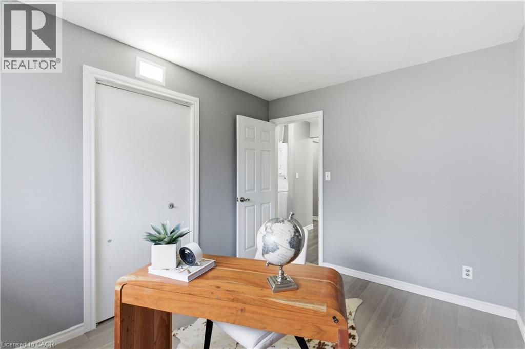 22 Colonial Street, Welland, Ontario  L3C 5W5 - Photo 19 - 40790872