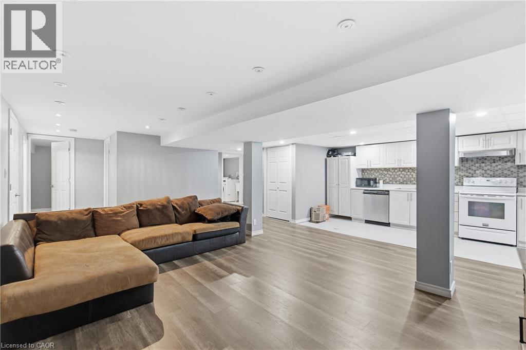 22 Colonial Street, Welland, Ontario  L3C 5W5 - Photo 26 - 40790872