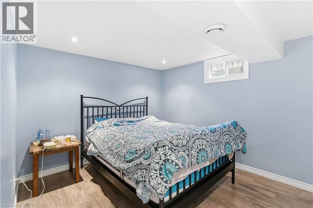 22 Colonial Street, Welland, Ontario  L3C 5W5 - Photo 28 - 40790872