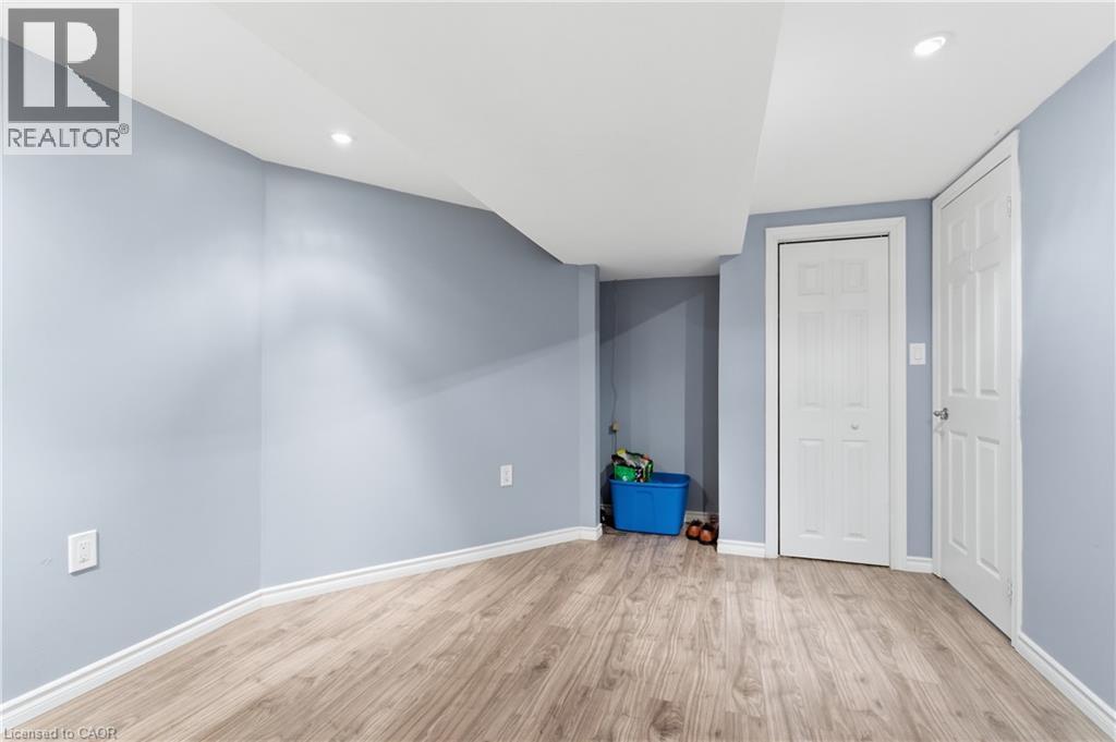 22 Colonial Street, Welland, Ontario  L3C 5W5 - Photo 29 - 40790872