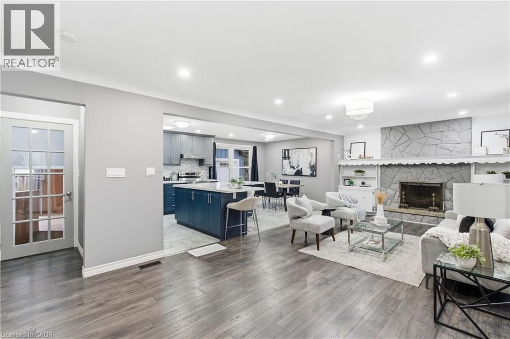 22 Colonial Street, Welland, Ontario  L3C 5W5 - Photo 4 - 40790872