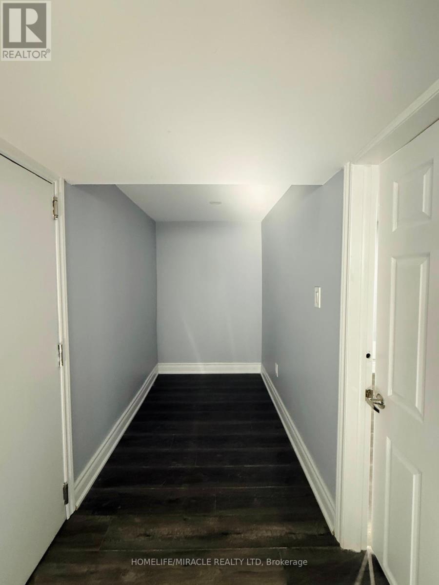 Bsmt - 284 Farewell Street, Oshawa, Ontario  L1H 6L9 - Photo 4 - E12581468