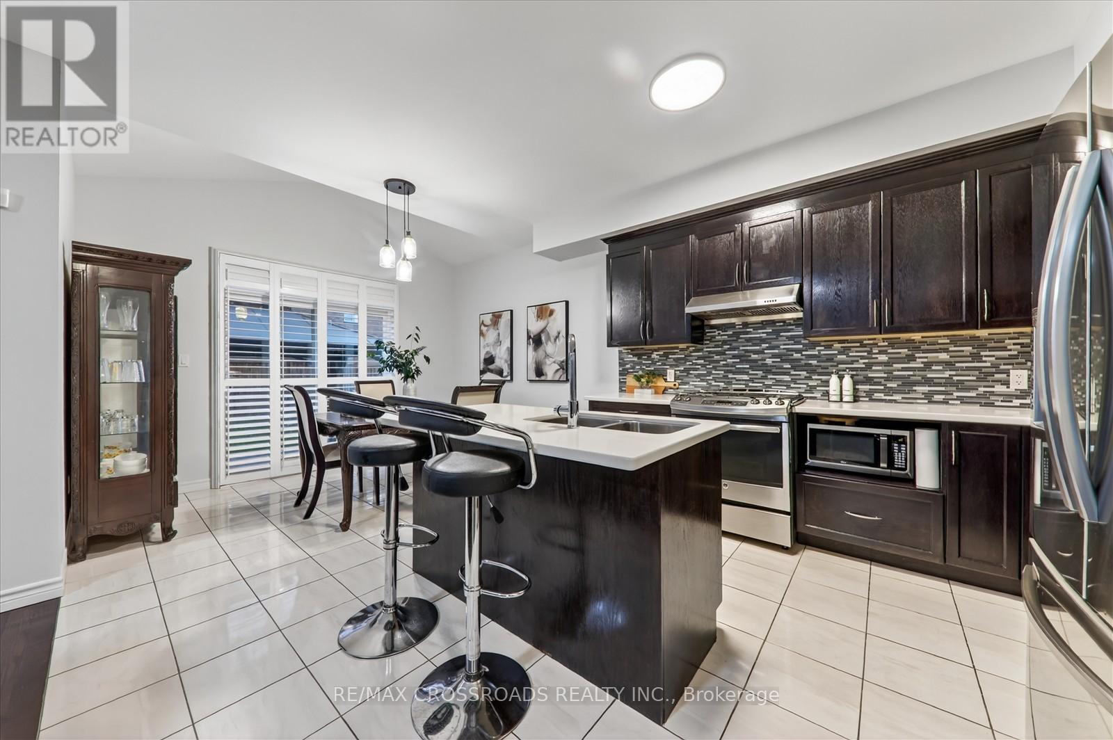 112 Fred Jackman Avenue, Clarington, Ontario  L1C 0T4 - Photo 12 - E12581498