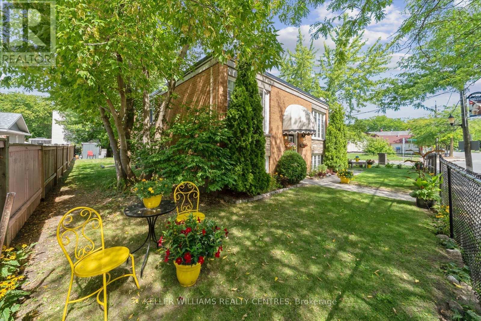 948 Lake Drive E, Georgina, Ontario  L0E 1L0 - Photo 4 - N12581470