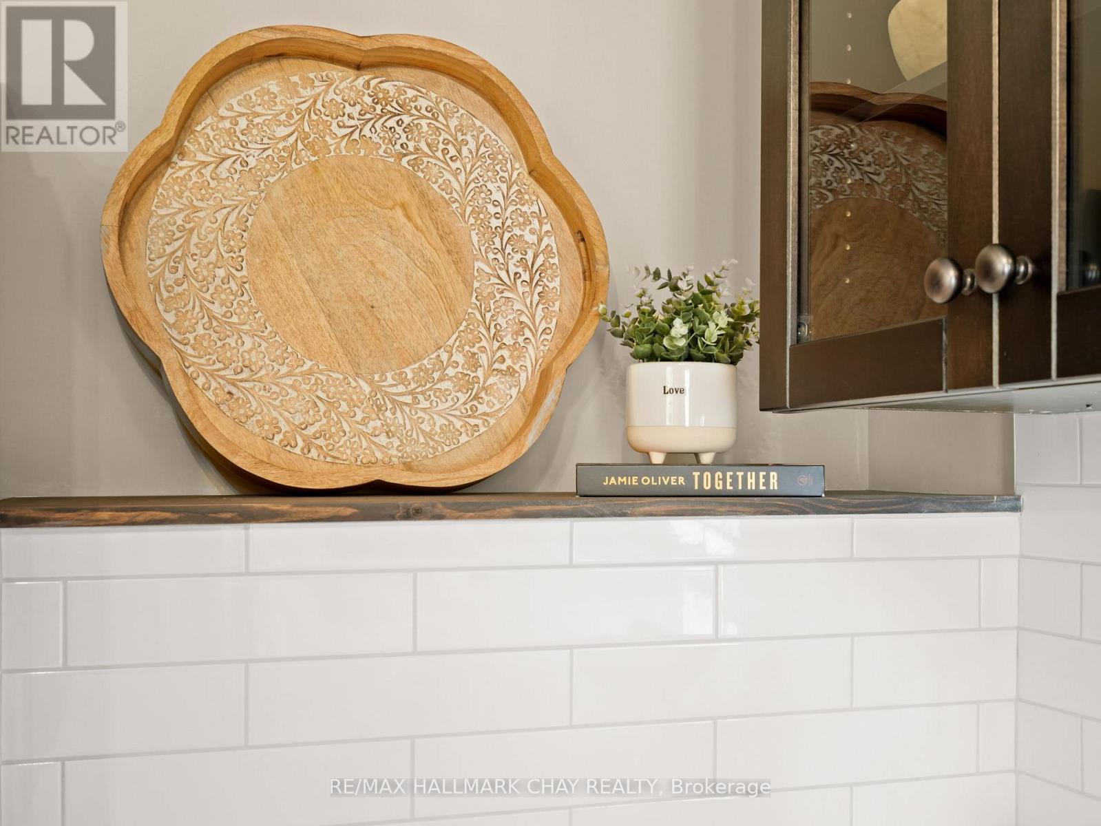 160 Nelson Street E, New Tecumseth, Ontario  L9R 1G4 - Photo 21 - N12581510