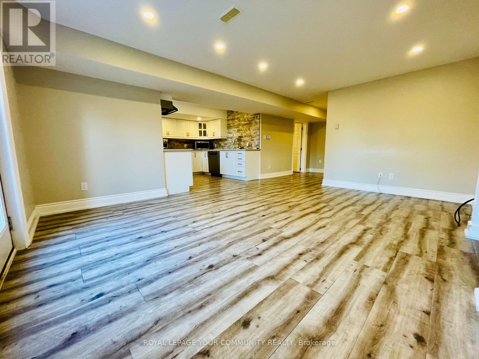 Basement - 996 Booth Avenue, Innisfil, Ontario  L9S 0A4 - Photo 4 - N12581518