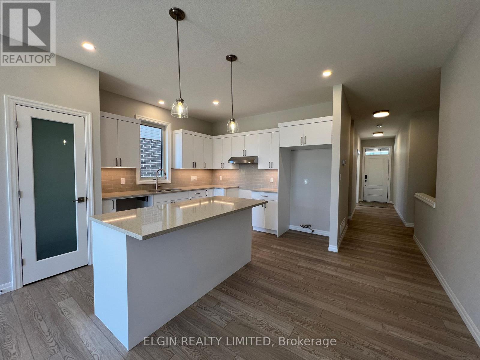 8 Hemlock Crescent, Aylmer, Ontario  N5H 0B9 - Photo 10 - X12581574