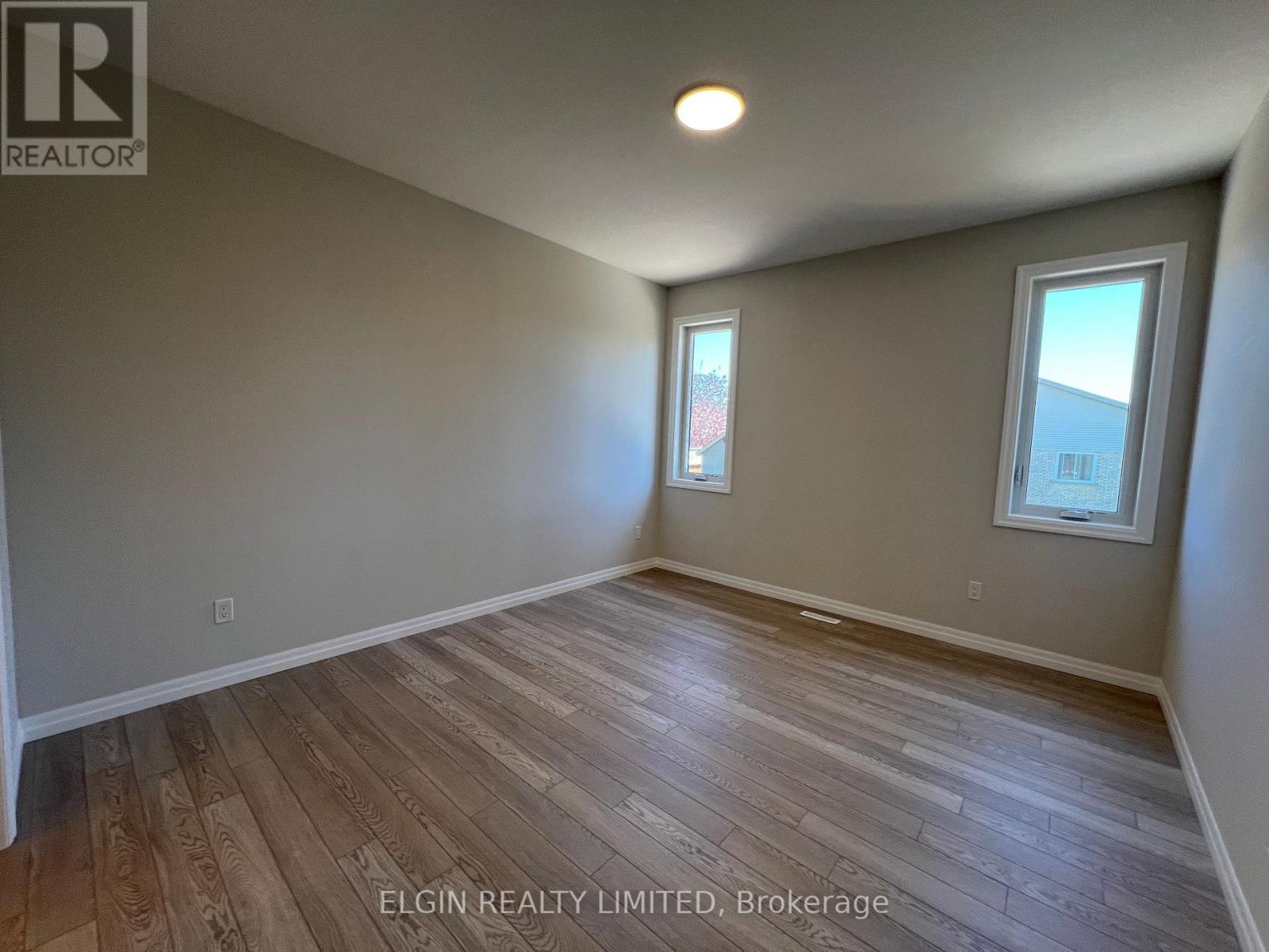 8 Hemlock Crescent, Aylmer, Ontario  N5H 0B9 - Photo 15 - X12581574