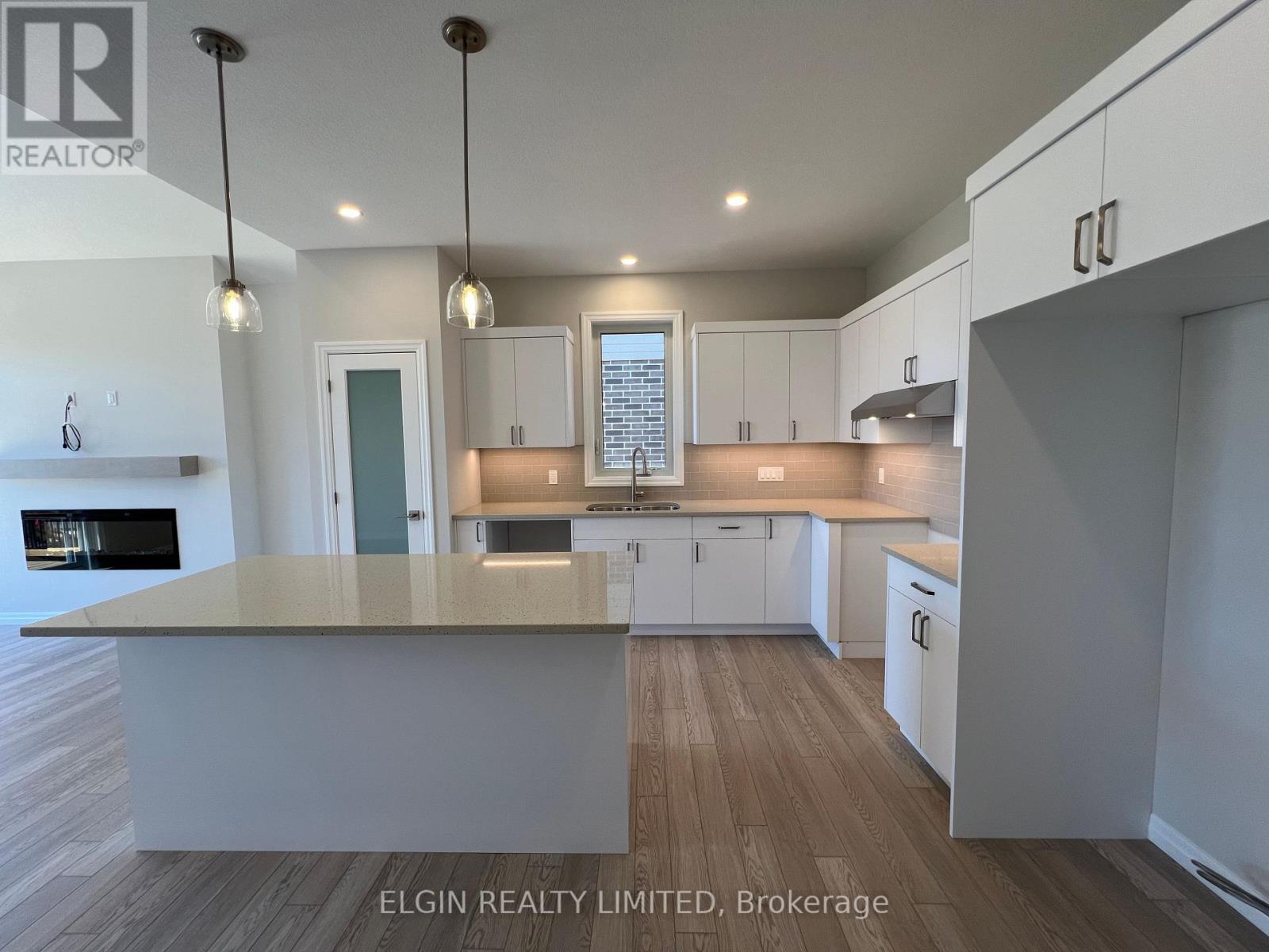 8 Hemlock Crescent, Aylmer, Ontario  N5H 0B9 - Photo 7 - X12581574