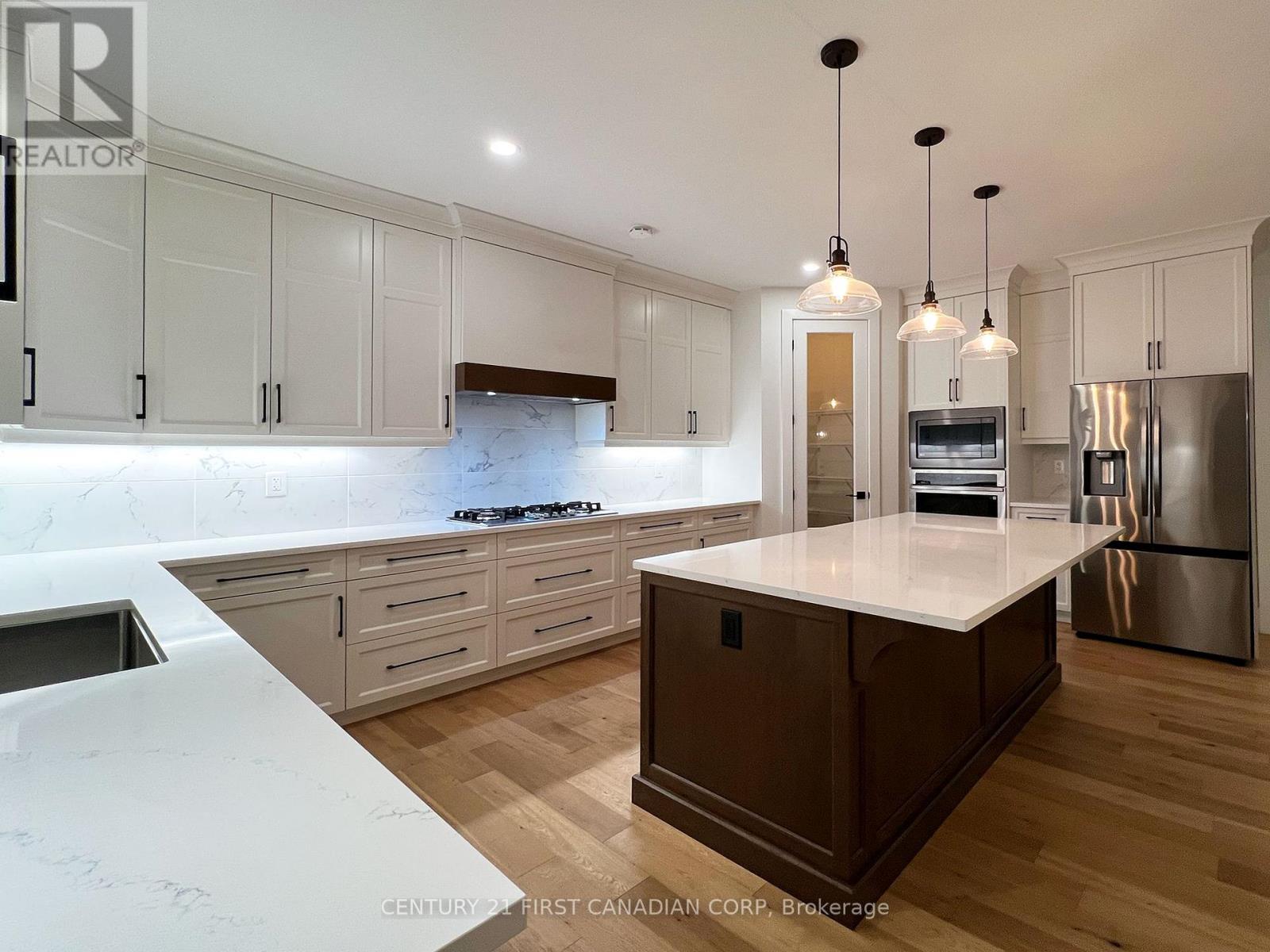 877 Eagletrace Drive, London North, Ontario  N6G 0K7 - Photo 16 - X12581616