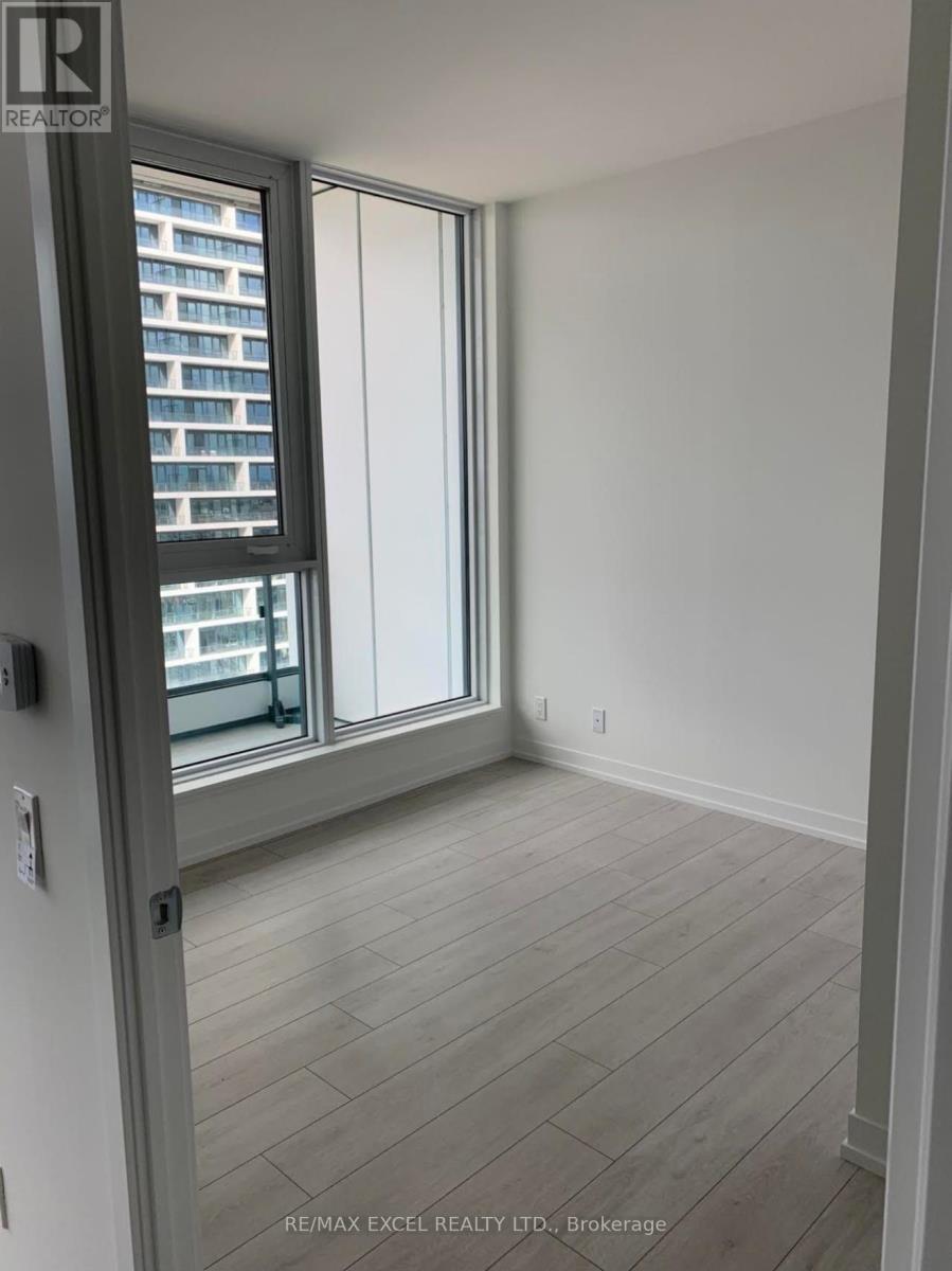 2111 - 5 Buttermill Avenue, Vaughan, Ontario  L4K 0J5 - Photo 2 - N12558554