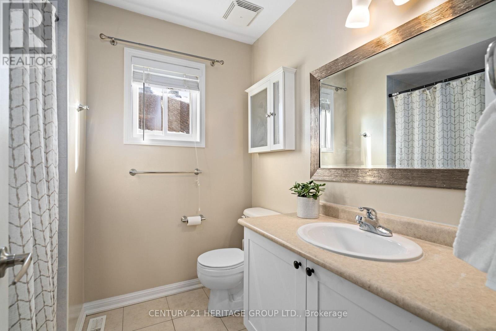 18 Tudor Crescent, Barrie, Ontario  L4M 0A8 - Photo 19 - S12581538