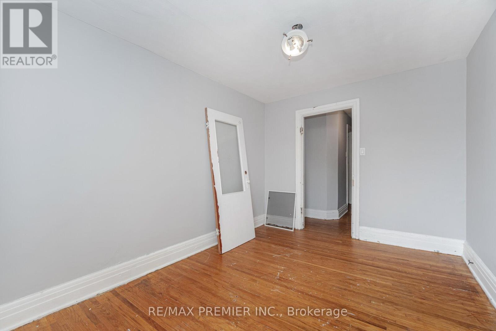 2nd & 3rd Floor - 175 Hallam Street, Toronto, Ontario  M6H 1X4 - Photo 12 - W12467079