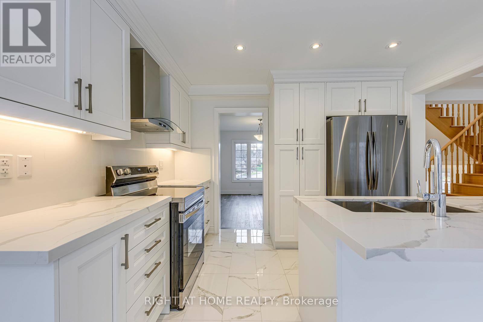 2581 Islington Avenue, Toronto, Ontario  M9V 4A2 - Photo 16 - W12581464