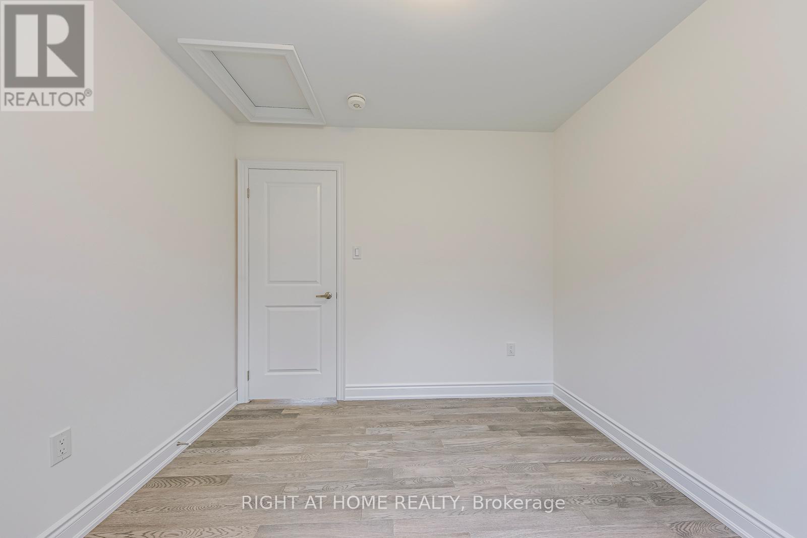 2581 Islington Avenue, Toronto, Ontario  M9V 4A2 - Photo 30 - W12581464