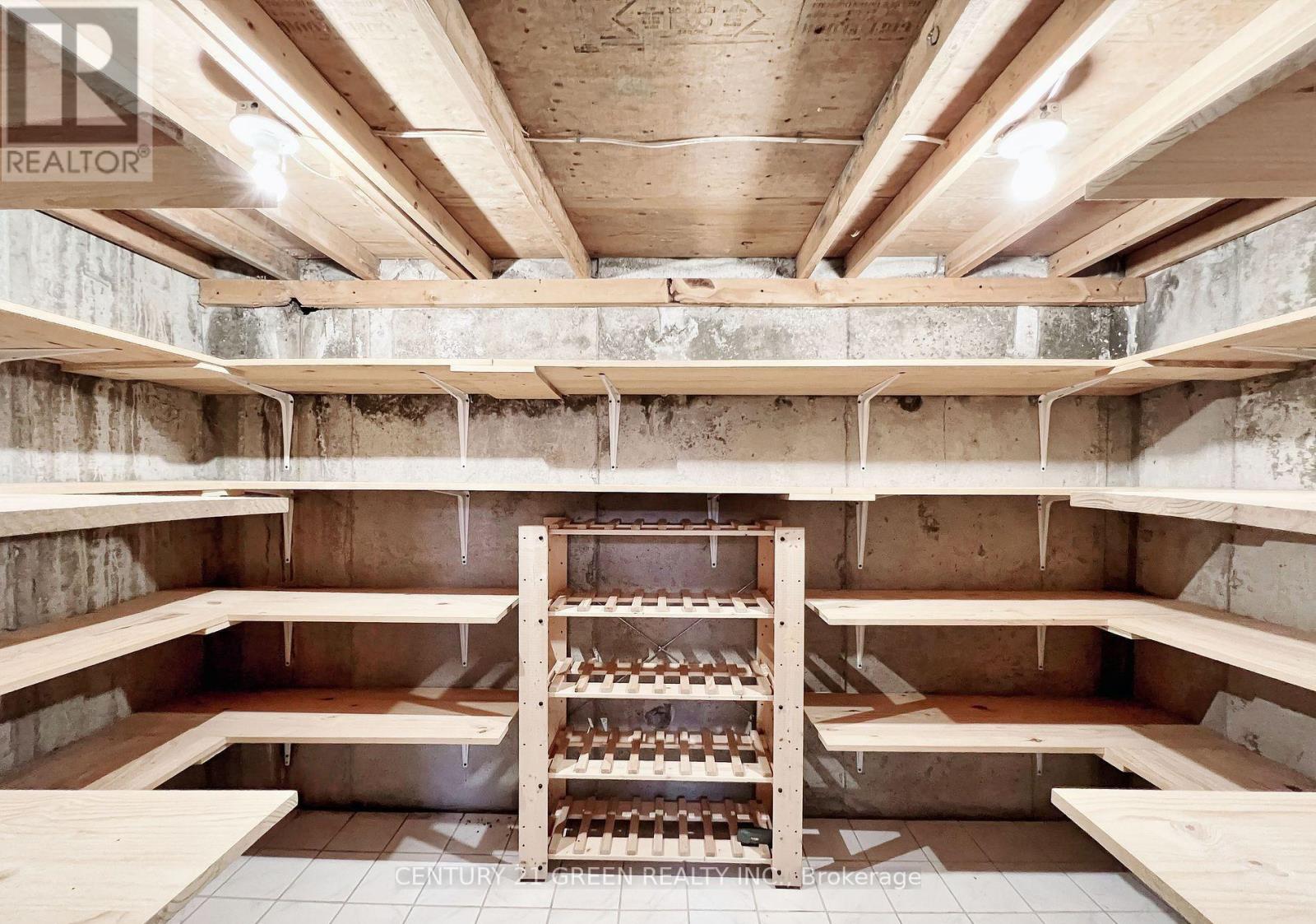 6311 Mulberry Crescent, Mississauga, Ontario  L5V 1B7 - Photo 28 - W12581478