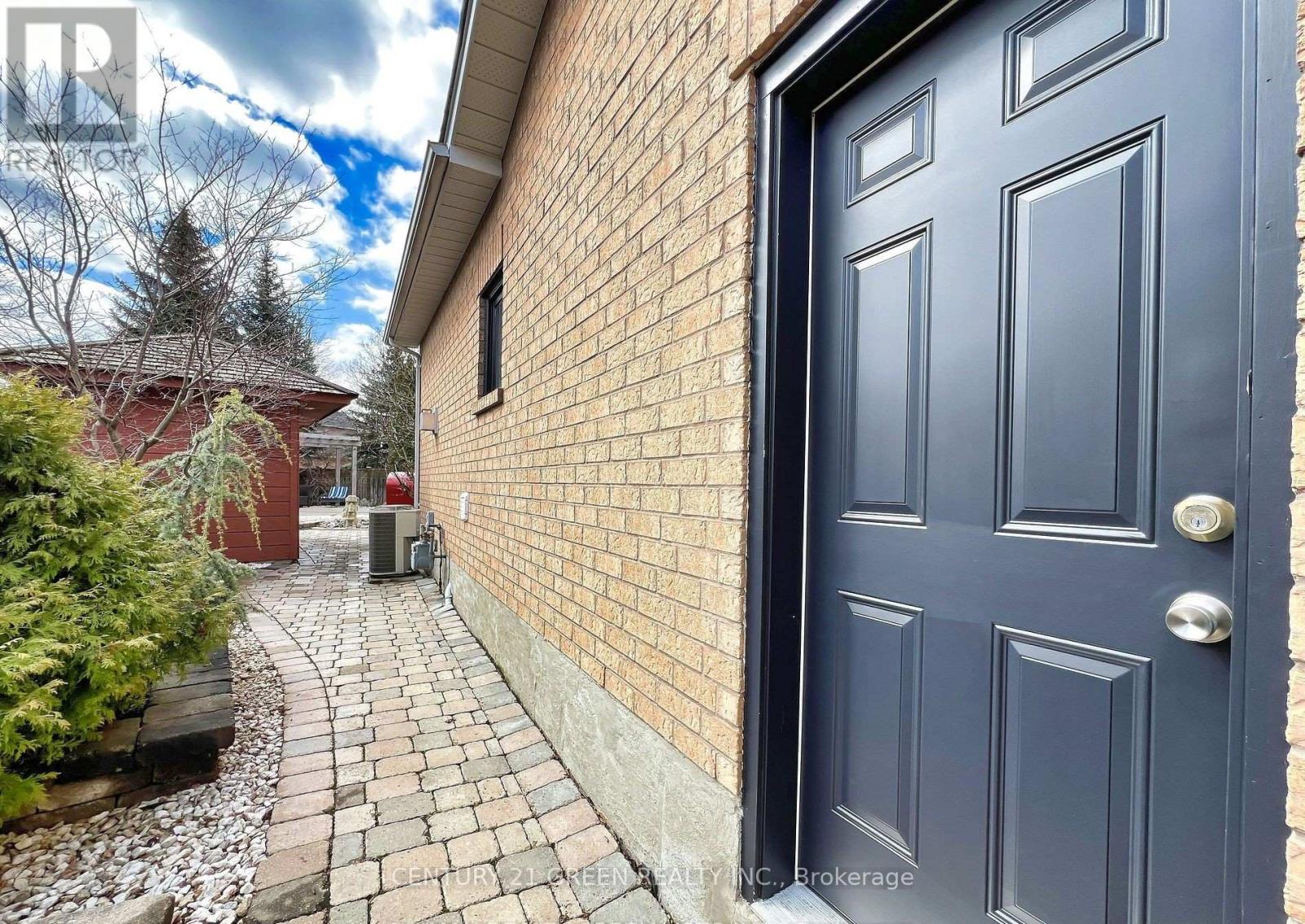 6311 Mulberry Crescent, Mississauga, Ontario  L5V 1B7 - Photo 29 - W12581478