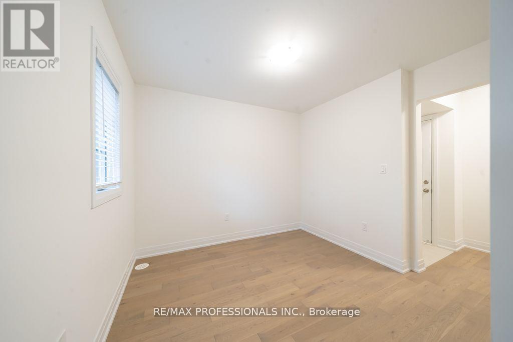 100 Salina Street, Mississauga, Ontario  L4M 1X8 - Photo 8 - W12581490