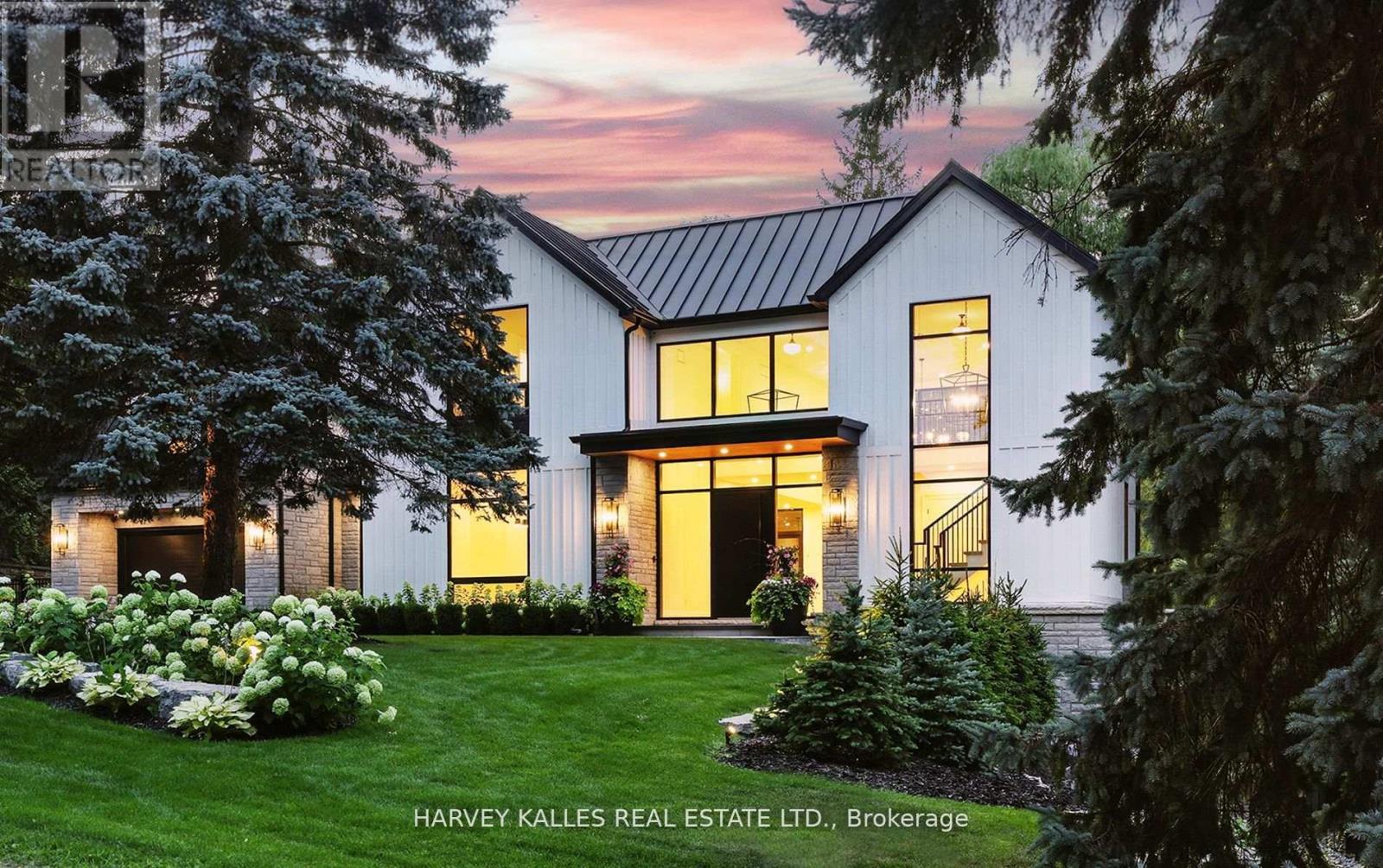 233 LAKEWOOD DRIVE, Oakville, Ontario