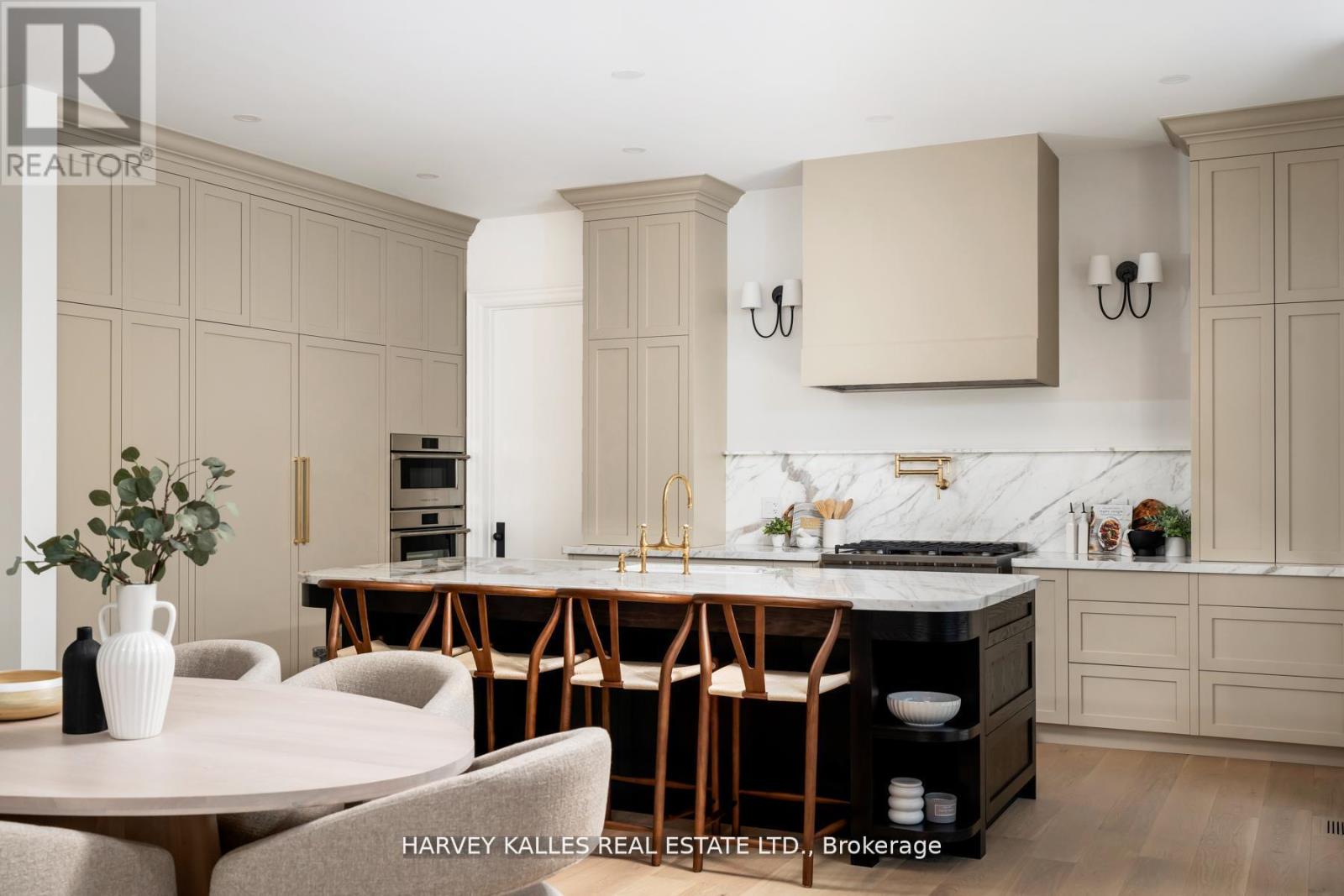 233 Lakewood Drive, Oakville, Ontario  L6K 1B3 - Photo 12 - W12581502