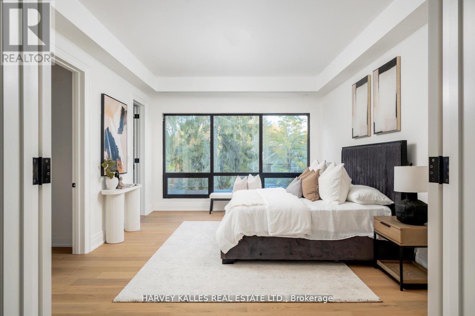 233 Lakewood Drive, Oakville, Ontario  L6K 1B3 - Photo 21 - W12581502