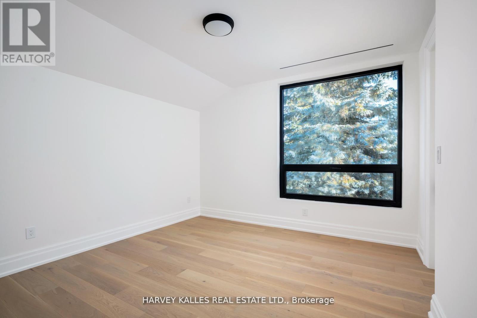 233 Lakewood Drive, Oakville, Ontario  L6K 1B3 - Photo 24 - W12581502