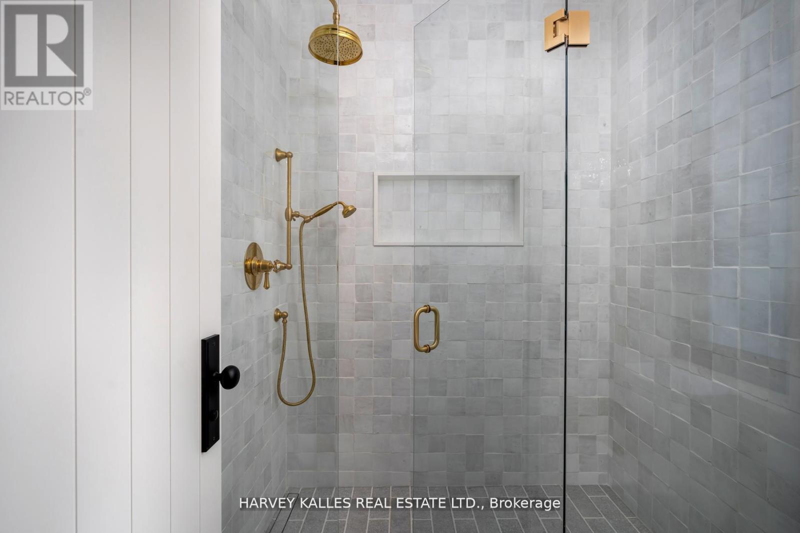 233 Lakewood Drive, Oakville, Ontario  L6K 1B3 - Photo 29 - W12581502