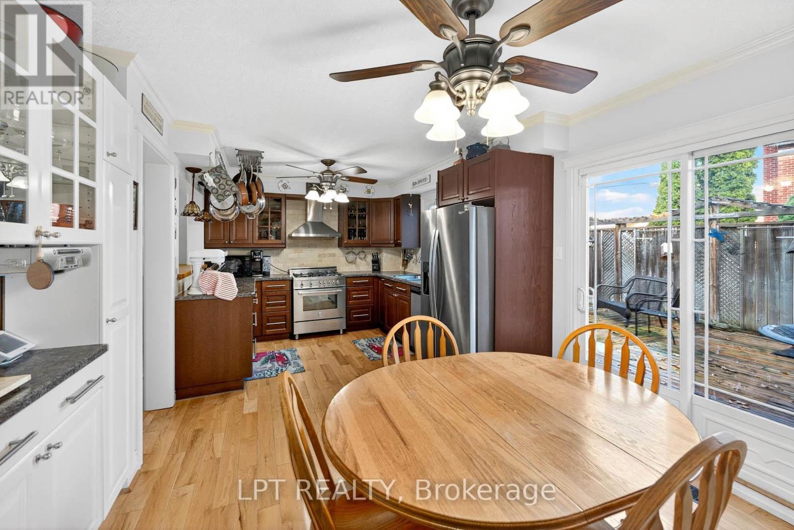 20 Burnley Place, Brampton, Ontario  L6Z 2T9 - Photo 17 - W12581520