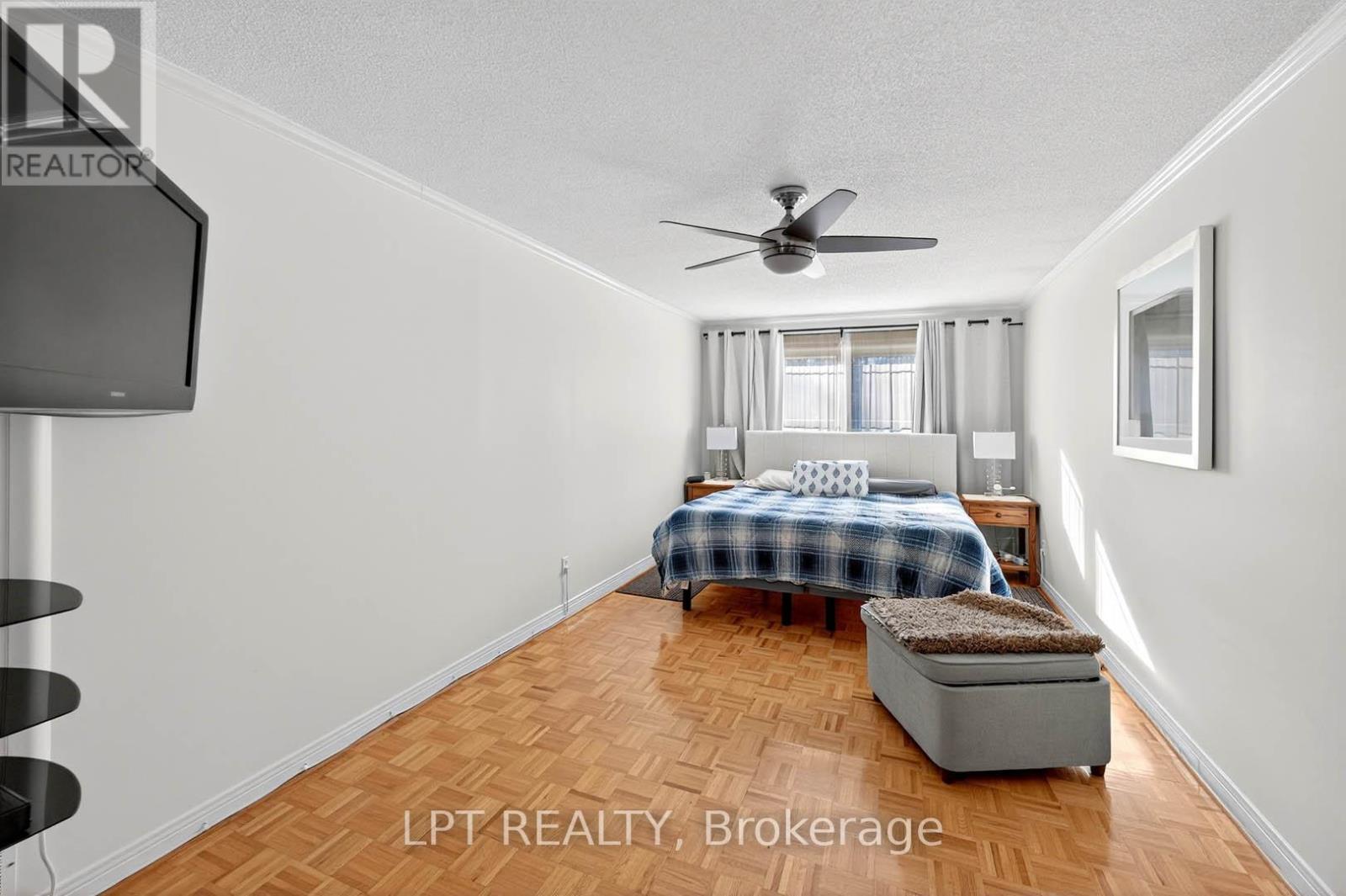 20 Burnley Place, Brampton, Ontario  L6Z 2T9 - Photo 25 - W12581520