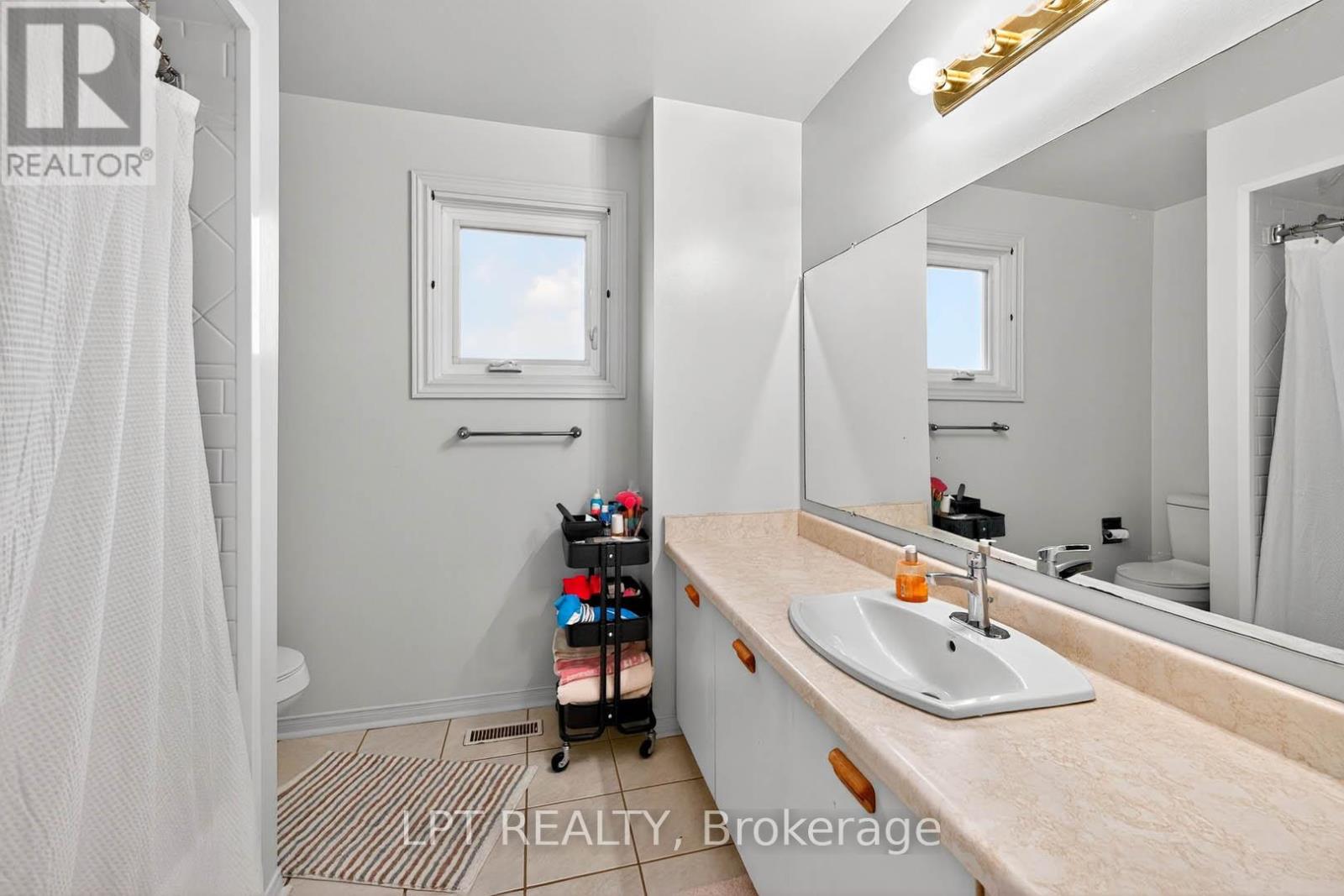 20 Burnley Place, Brampton, Ontario  L6Z 2T9 - Photo 31 - W12581520