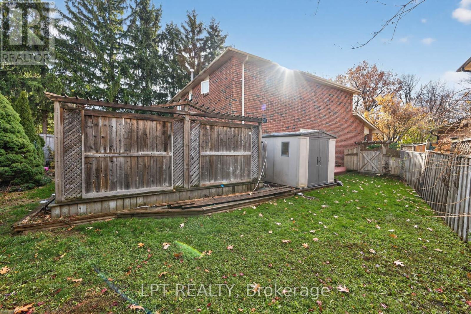 20 Burnley Place, Brampton, Ontario  L6Z 2T9 - Photo 44 - W12581520